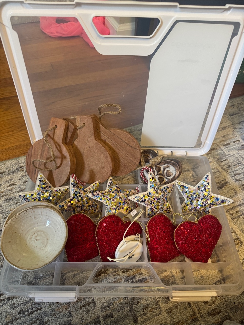 CHRISTMAS!! - Picture 1 of 4